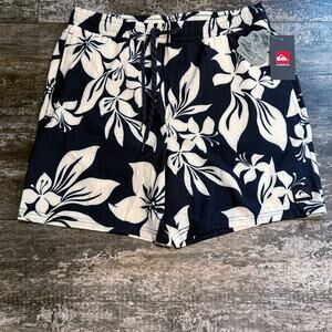 Quiksilver Shorts Mens Medium Swim Trunk Navy Boardwalk Stretch Floral Beach NWT